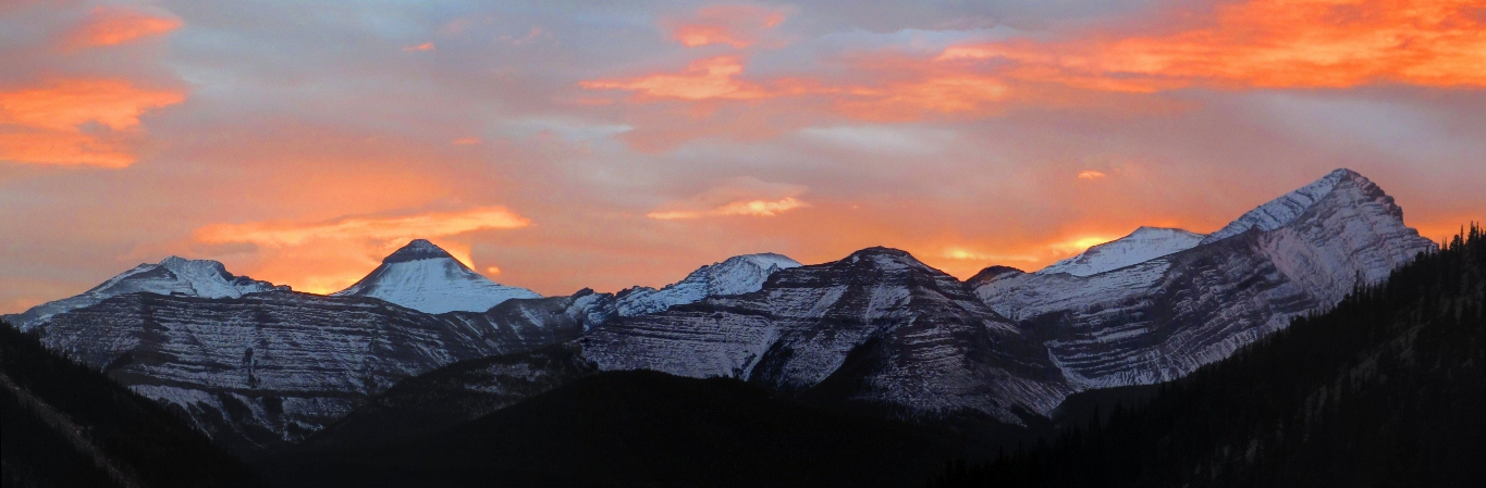 Banded Peak (Alberta) - Wikipedia